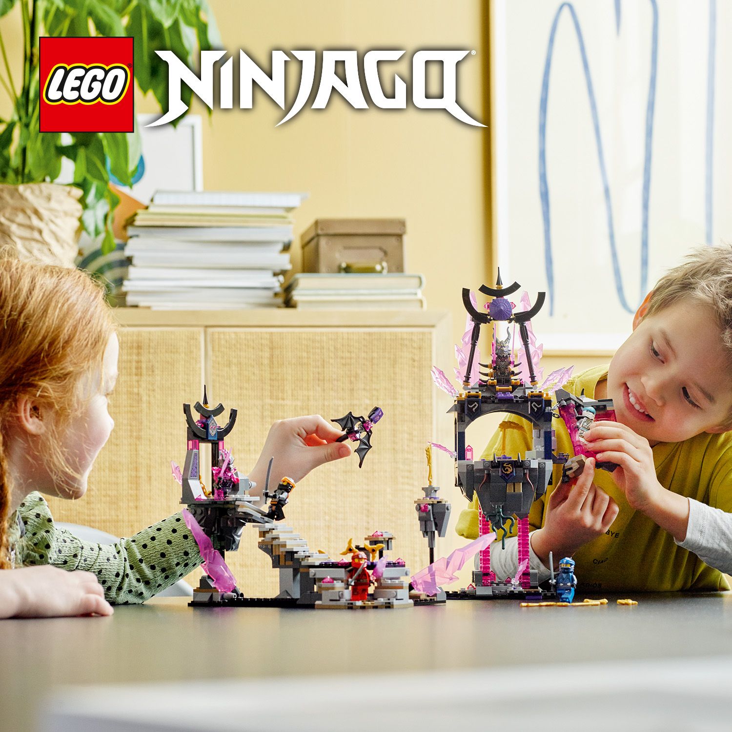 Úžasný model NINJAGO® chrámu Křišťálového krále